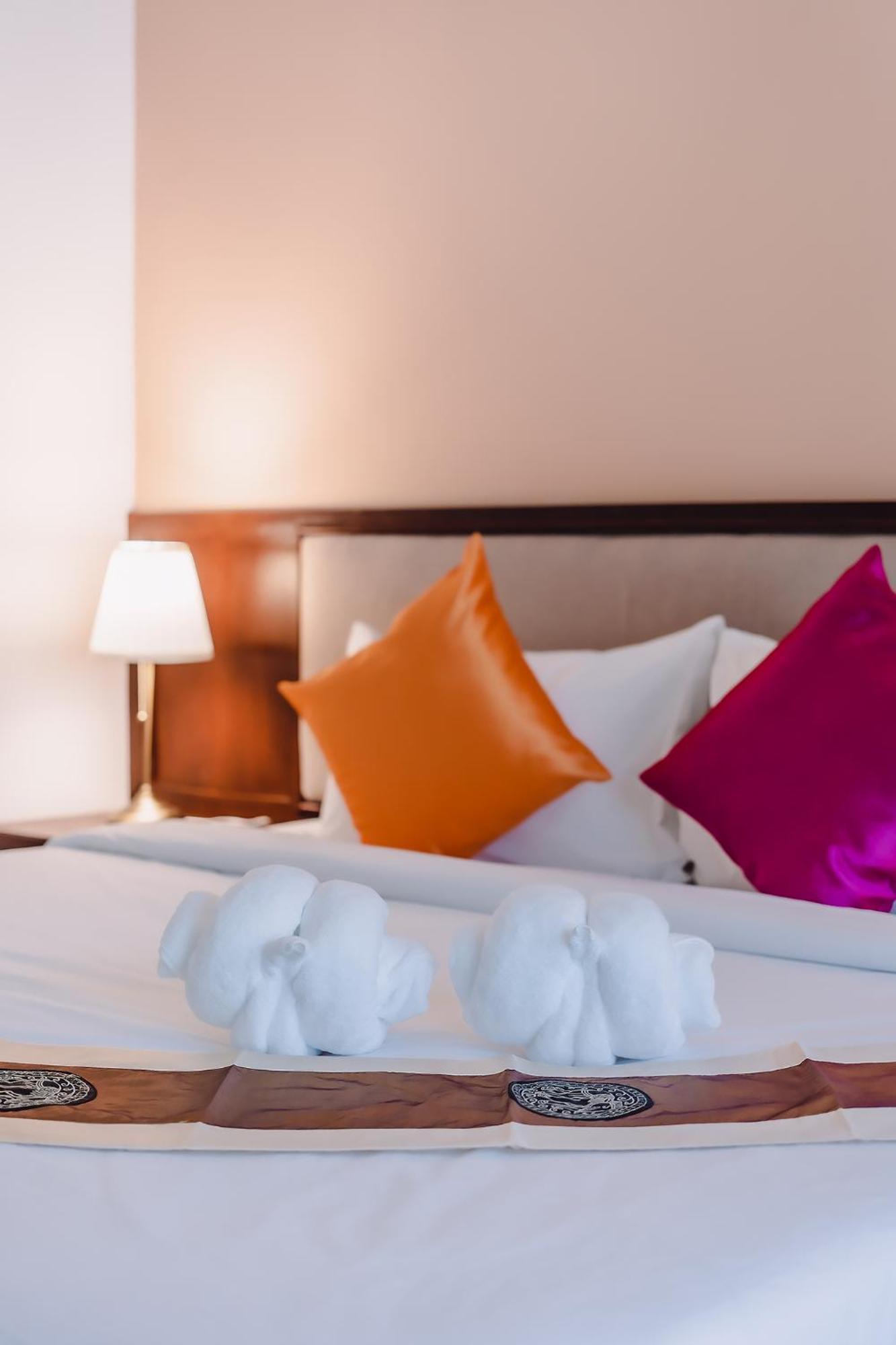 Bauman-Ville Hotel Patong Εξωτερικό φωτογραφία