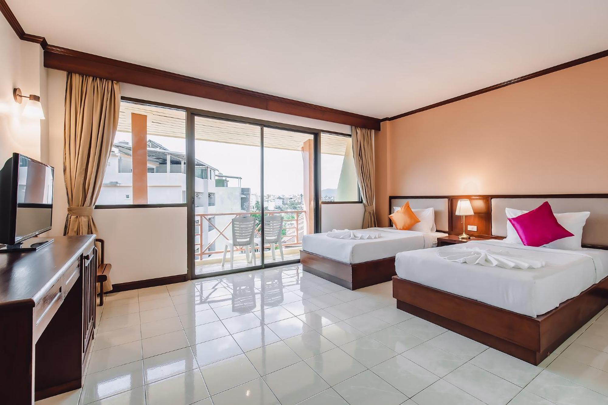 Bauman-Ville Hotel Patong Εξωτερικό φωτογραφία
